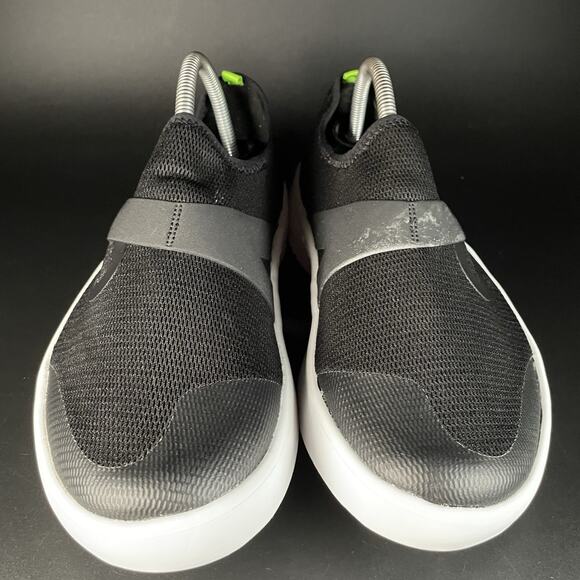 Oofos OOmg eeZee Men’s Size 10 Comfort Slip On Recovery Sneakers Shoes Black EUC main image 5